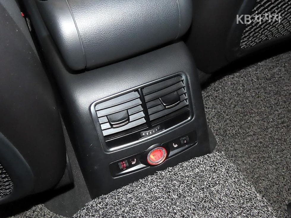 Audi NEW A62.0 TFSI C6 - 13