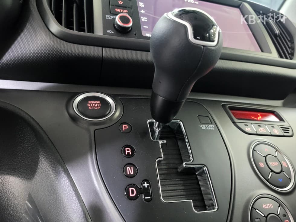 Киа The New (фейслифт) Киа Рей (ван)1.0 Бензин Престиж - 16