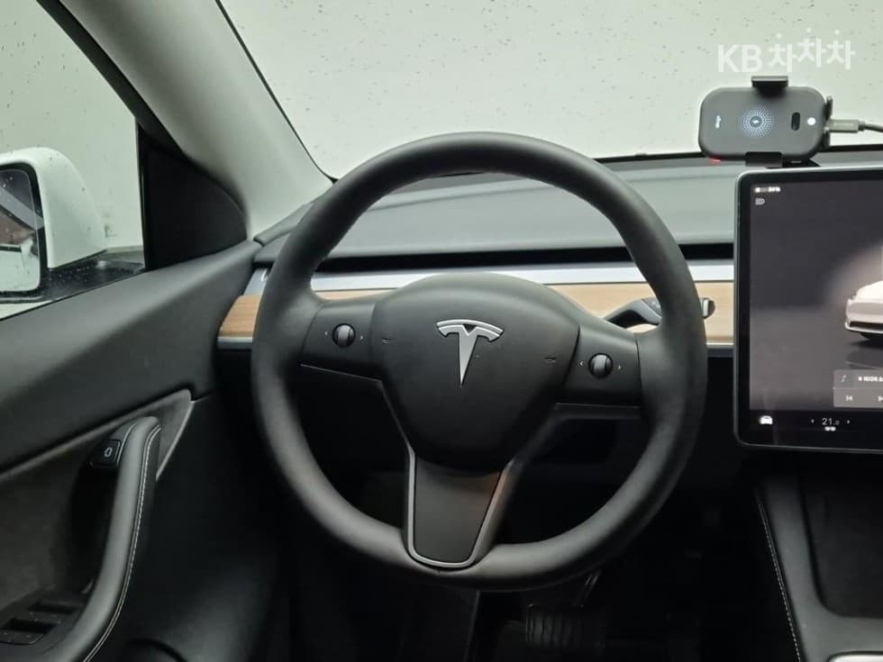 테슬라 Model YLong Range - 9