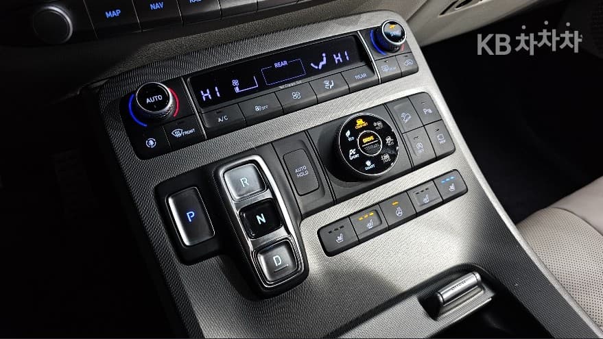 Хюндай Palisade2.2 Дизел 7-местен (Лимузин) AWD Престиж - 9