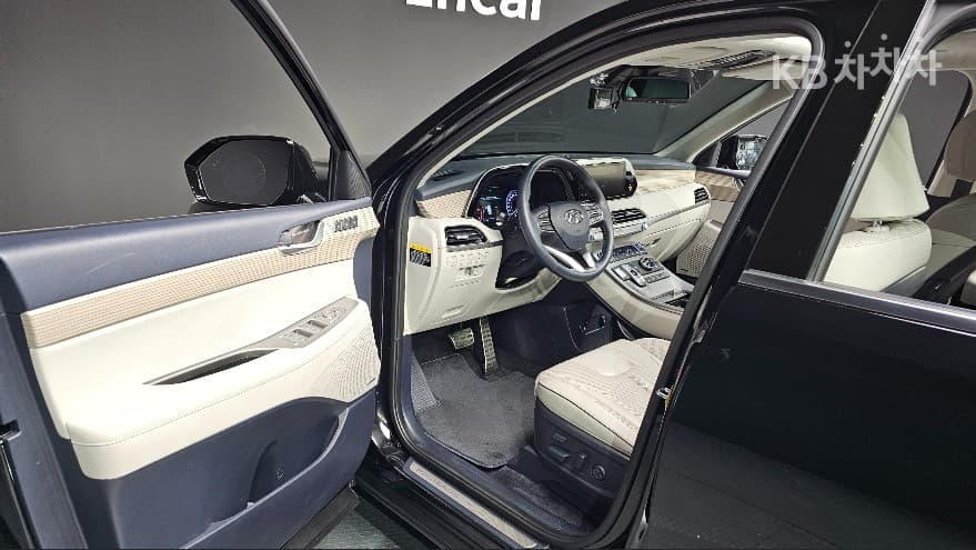 Хюндай Palisade2.2 Дизел 7-местен (Лимузин) AWD Престиж - 10