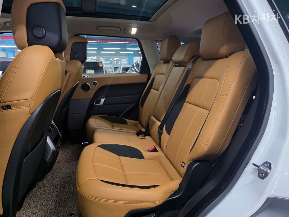 Land Rover New Range Rover SportP360 HSE Dynamic - 10