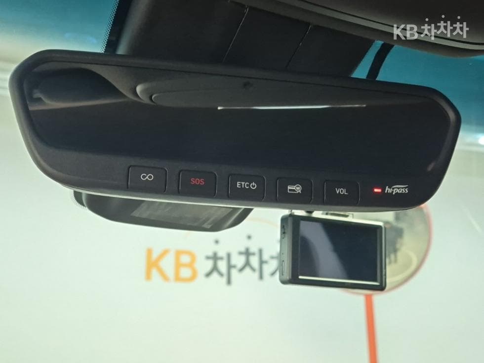 Дженезис G903.8 GDi AWD Премиум Люкс - 17