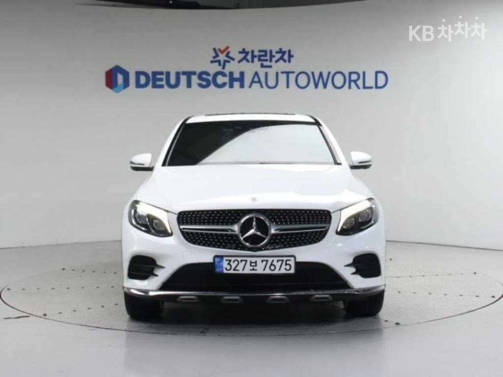 Mercedes-Benz GLC(X253)300 4Matic Coupe AMG Line - 3
