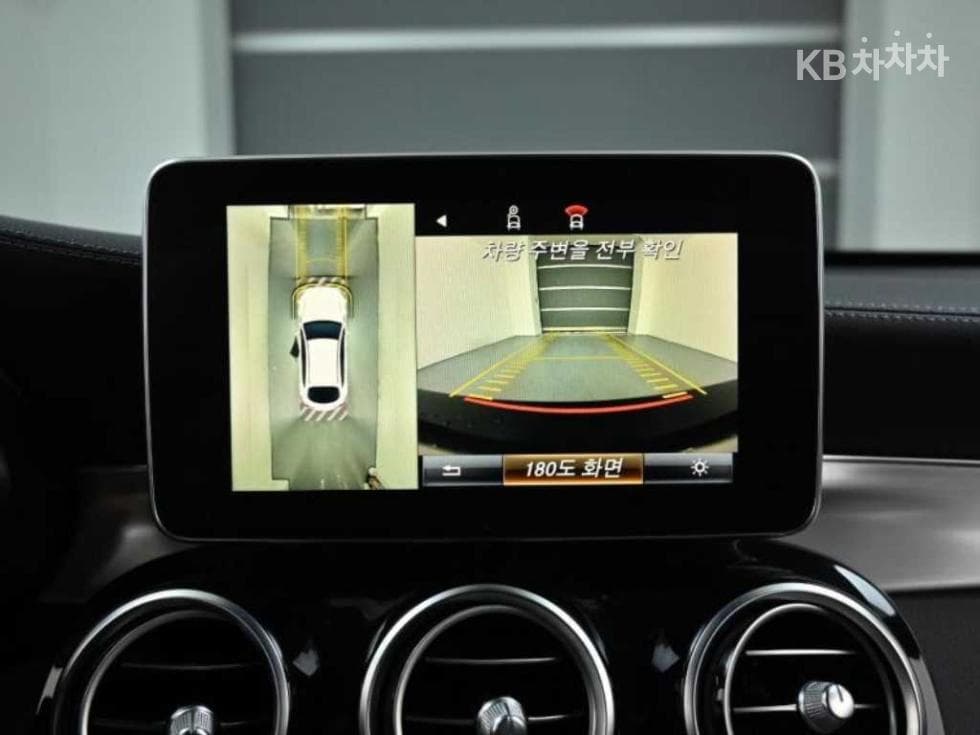 Mercedes-Benz GLC(X253)300 4Matic Coupe AMG Line - 15