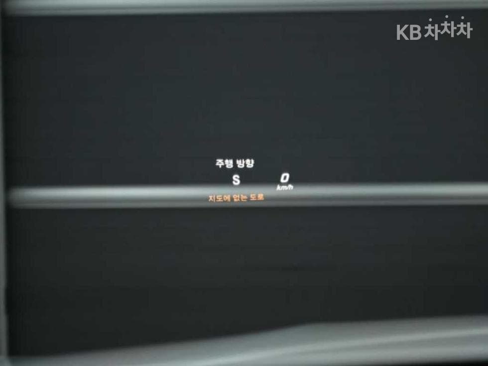 Mercedes-Benz GLC(X253)300 4Matic Coupe AMG Line - 18