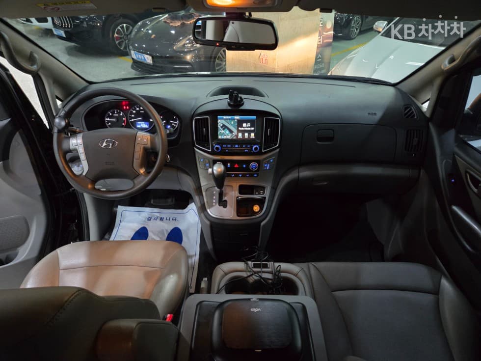 Хюндай The New (фейслифт) 그랜드 Star렉스하이루프 12-местен - 9