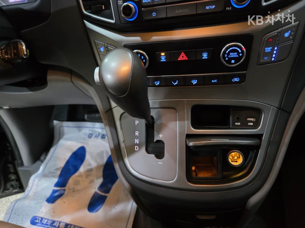 Хюндай The New (фейслифт) 그랜드 Star렉스하이루프 12-местен - 14