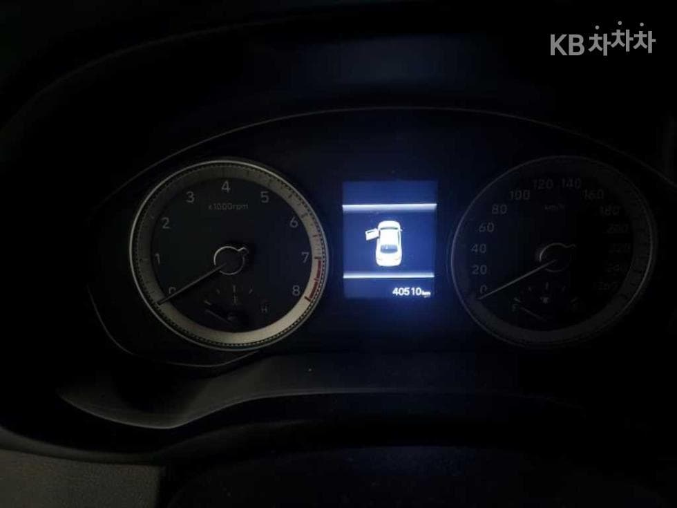 Хюндай Grandeur (Azera)IG2.4 Premium Стандартен - 6