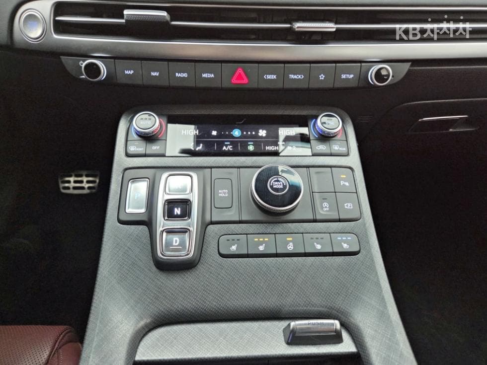 Хюндай The New (фейслифт) Palisade2.2 Дизел 2WD Престиж - 13