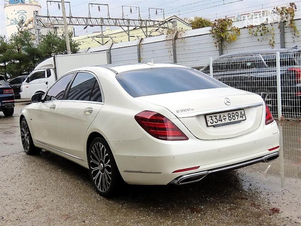 Mercedes-Benz Нов S-КласS560e Стандартен - 3