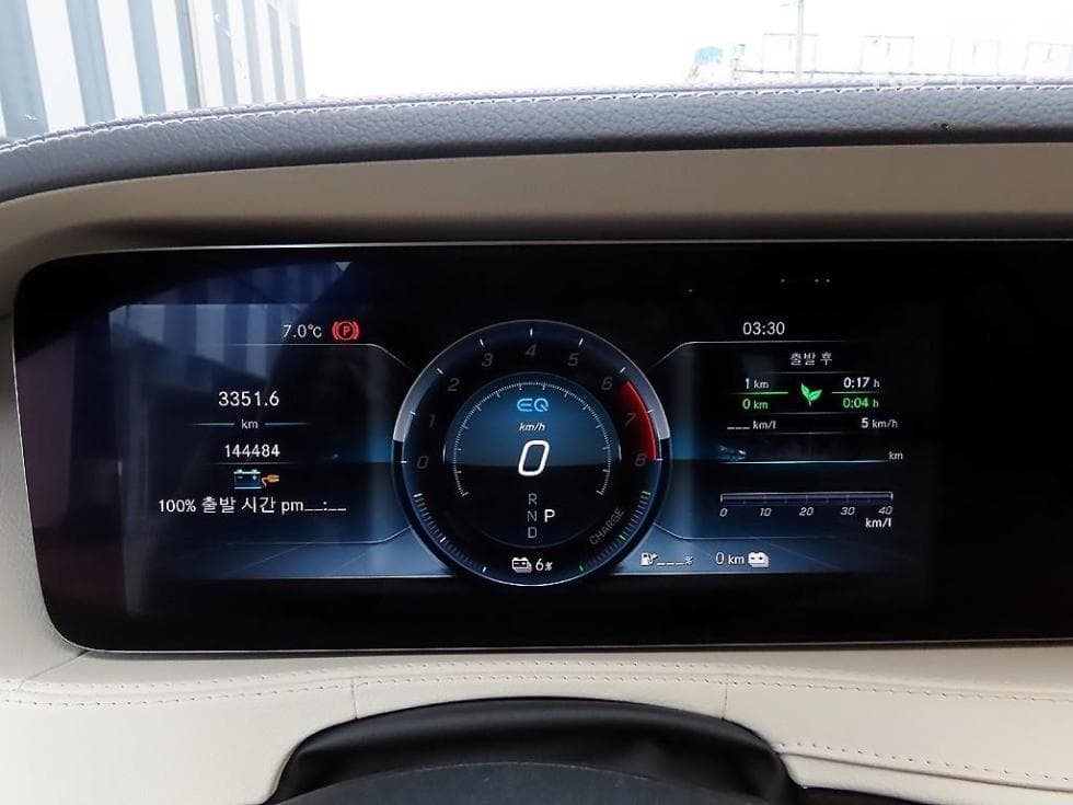 Mercedes-Benz Нов S-КласS560e Стандартен - 9