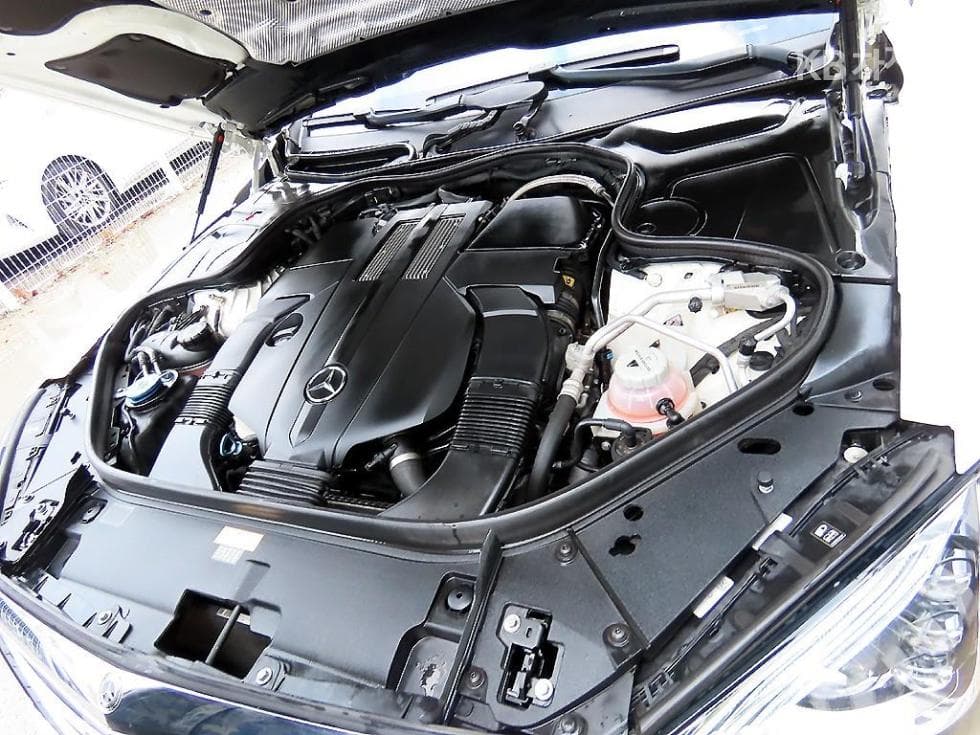 Mercedes-Benz Нов S-КласS560e Стандартен - 19