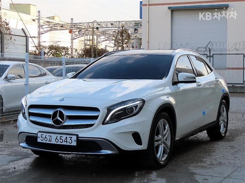 Mercedes-Benz GLA X156 GLA200 CDi - Image 1