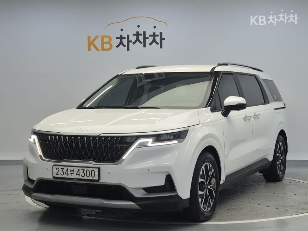 Киа Канивал 4-то поколение D2.2 9-местен Престиж - Image 1