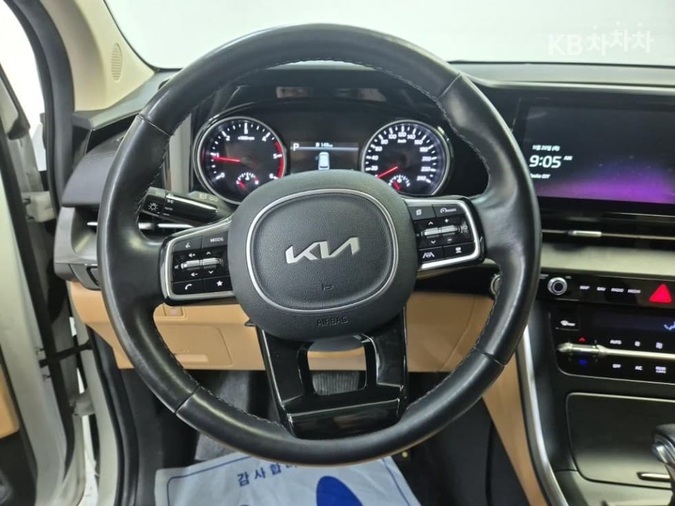 Киа Канивал 4-то поколениеD2.2 9-местен Престиж - 9