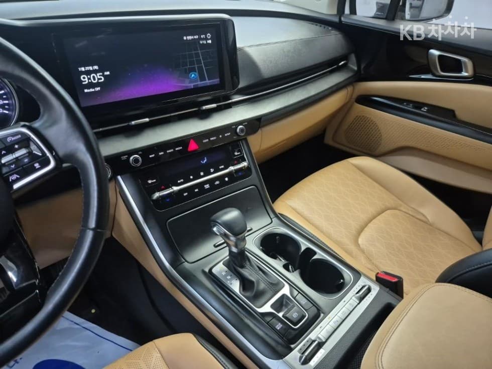 Киа Канивал 4-то поколениеD2.2 9-местен Престиж - 10