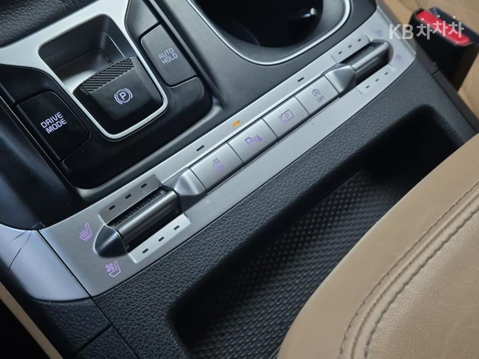 Киа Канивал 4-то поколениеD2.2 9-местен Престиж - 17