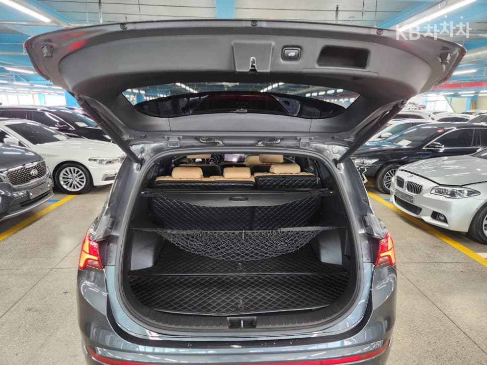 Hyundai The New (facelift) Santa Fe TMGasoline 2.5T 4WD Calligraphy - 9