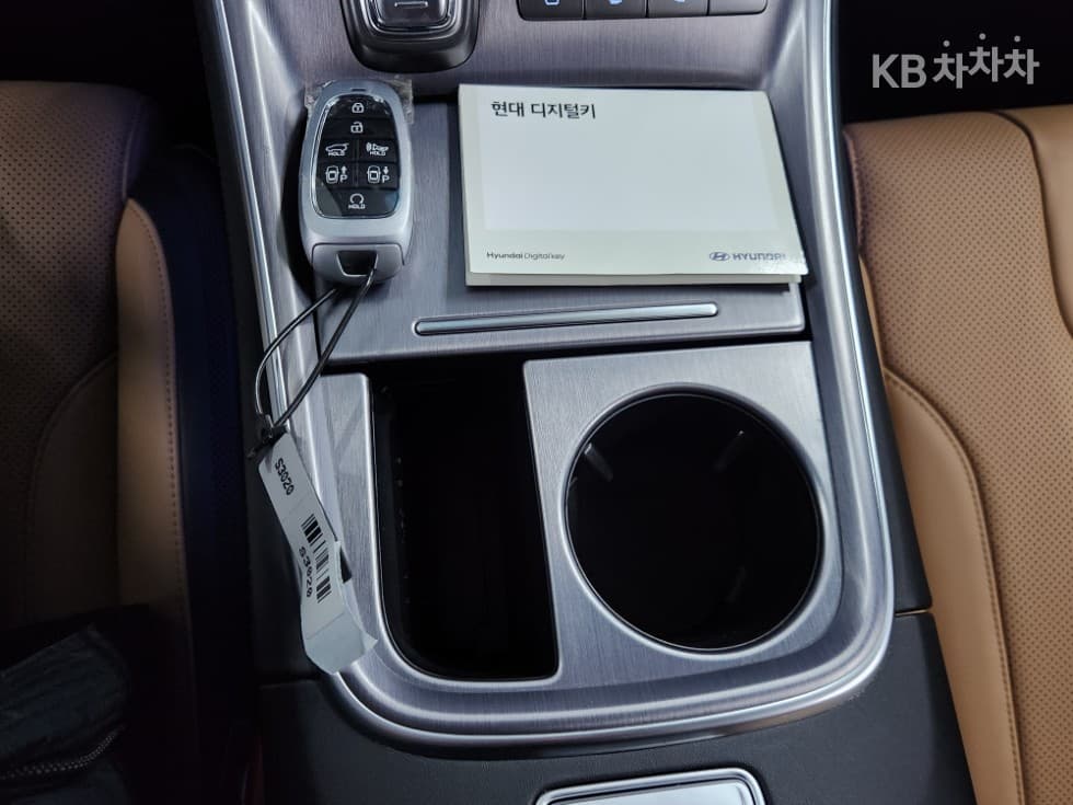 Hyundai The New (facelift) Santa Fe TMGasoline 2.5T 4WD Calligraphy - 15