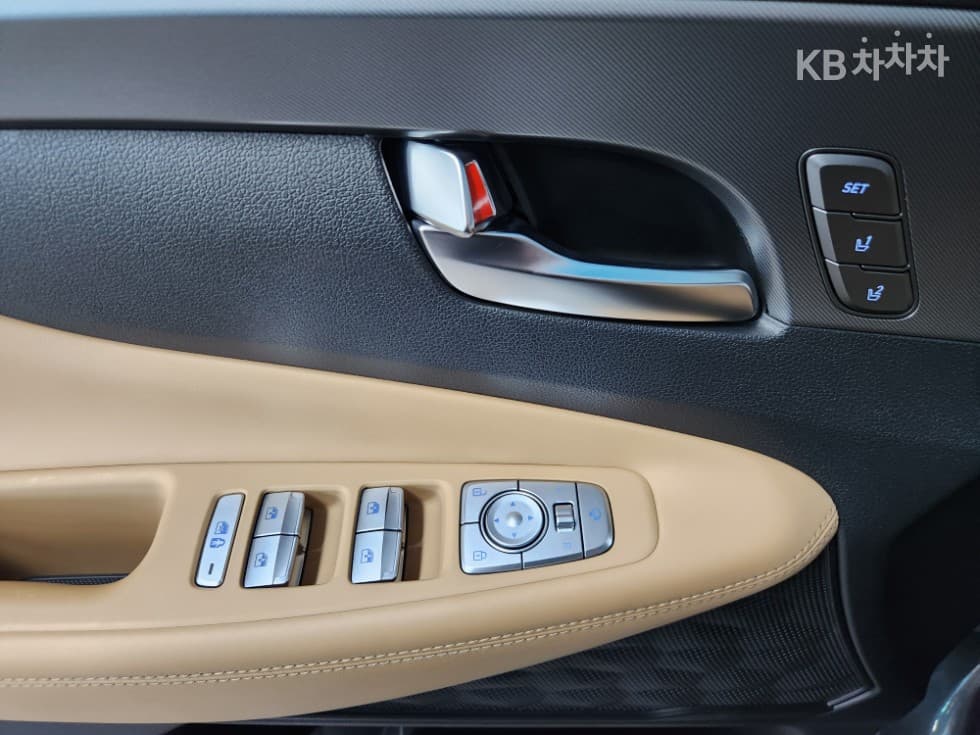 Hyundai The New (facelift) Santa Fe TMGasoline 2.5T 4WD Calligraphy - 19