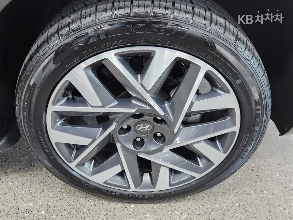 Hyundai The New (facelift) Santa Fe TMGasoline 2.5T 4WD Calligraphy - 29