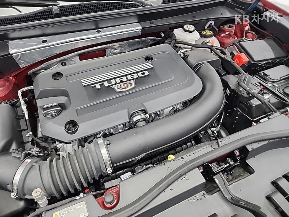 캐딜락 XT42.0 Turbo AWD Sport - 5