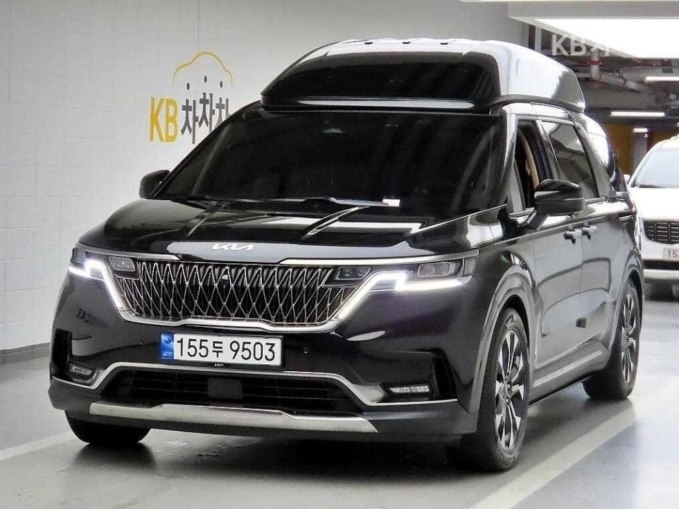 Kia Carnival 4th generationHigh Limousine (Carnival) G3.5 GDI 9-seater Signature - 2