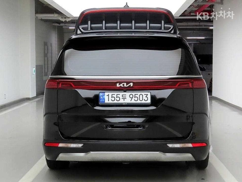 Kia Carnival 4th generationHigh Limousine (Carnival) G3.5 GDI 9-seater Signature - 3