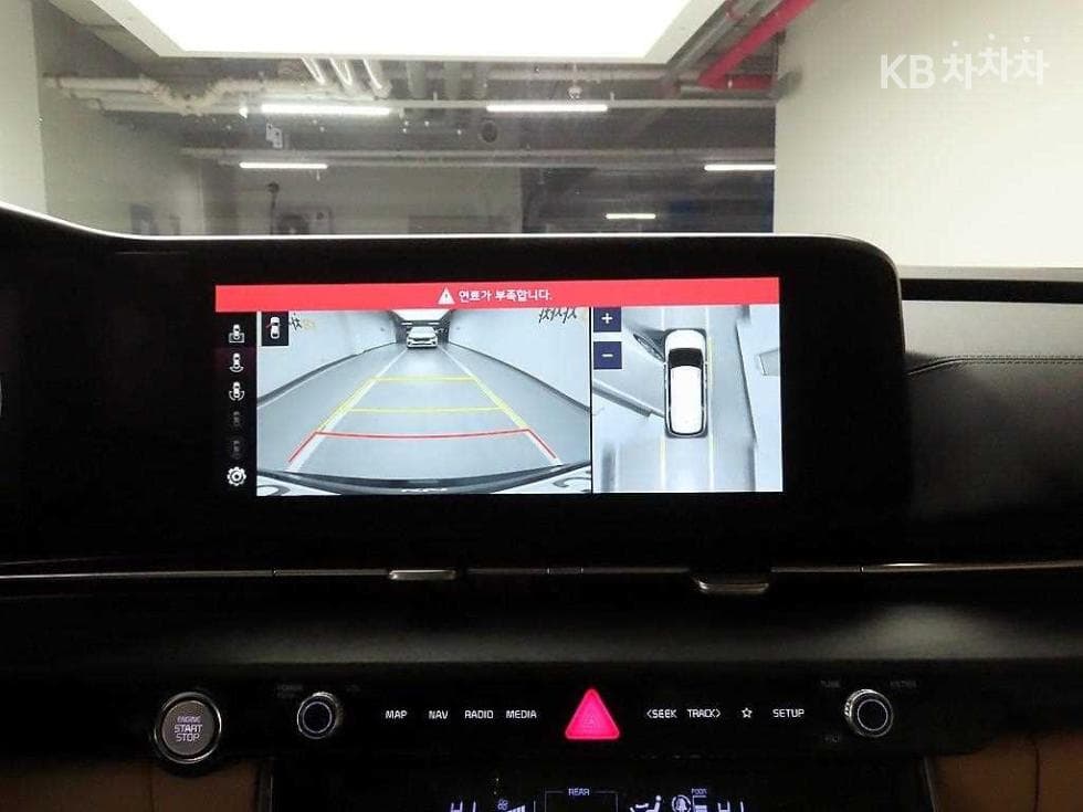 Kia Carnival 4th generationHigh Limousine (Carnival) G3.5 GDI 9-seater Signature - 14