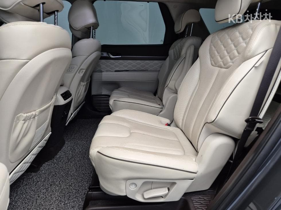 Hyundai Palisade 3.8L 7-Passenger AWD Exclusive - 12