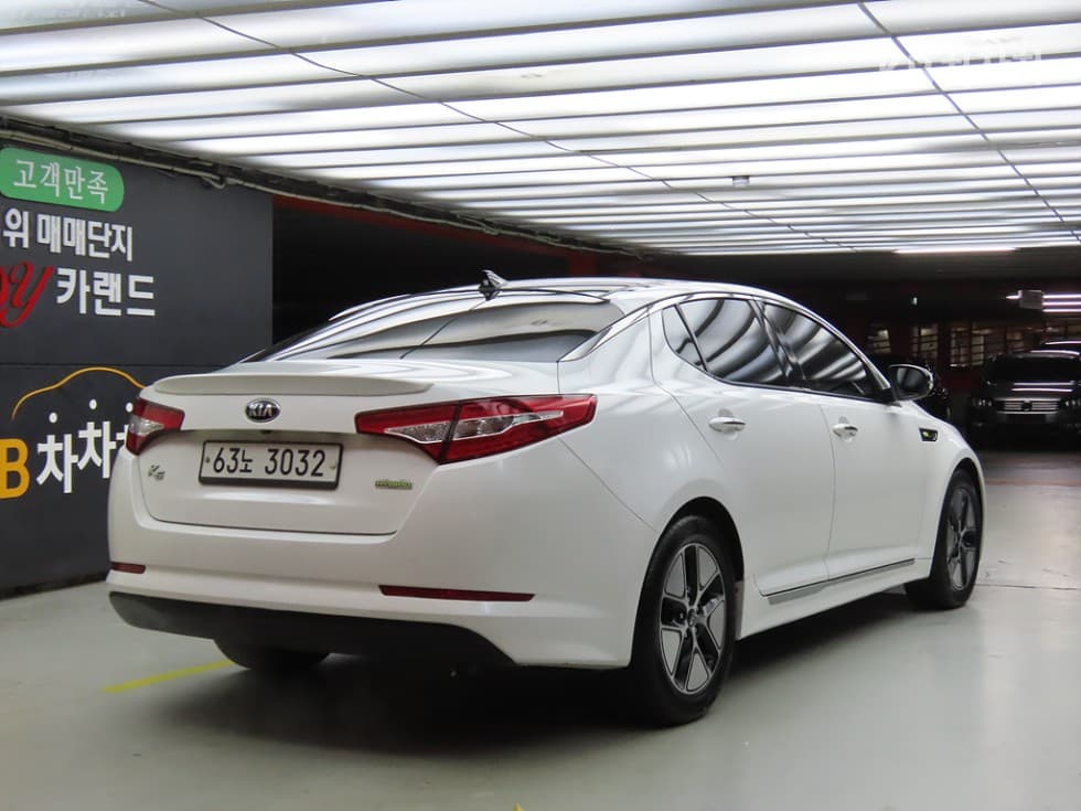 Киа K5 ХибридЛукс - 4