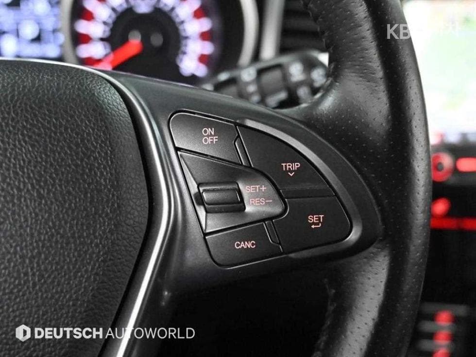 КейДжи Мобилити Тиволи 아머1.6 Бензин VX 2WD - 18