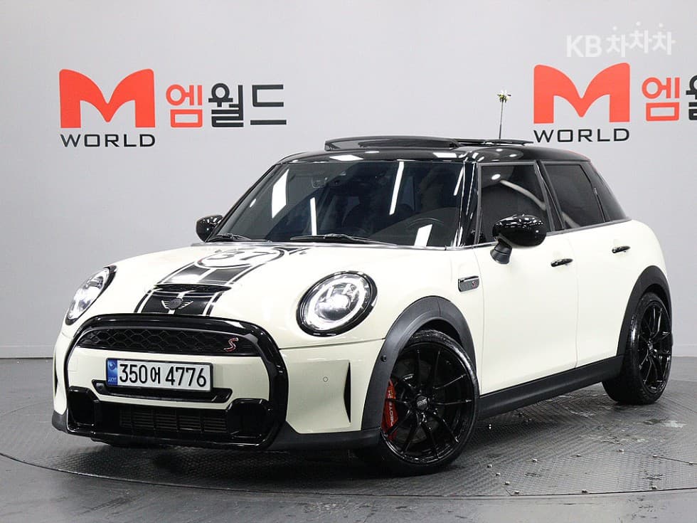 Мини Cooper 5-врати S 2.0 Classic Стандартен - Image 1