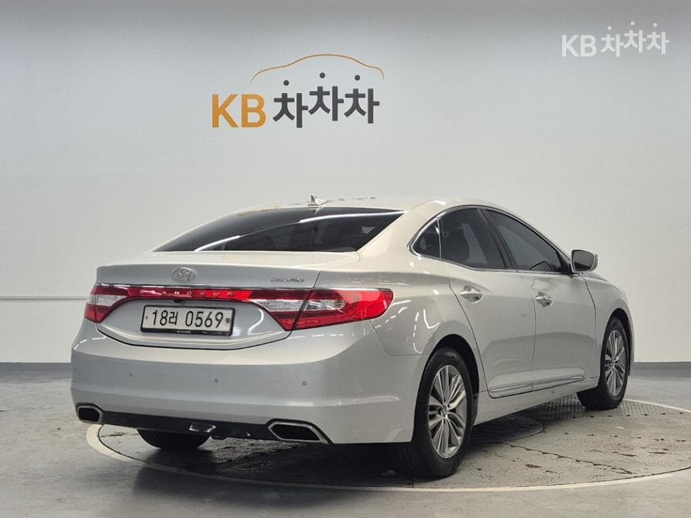 Хюндай Grandeur (Azera)HGHG240 Modern 컬렉션 - 3