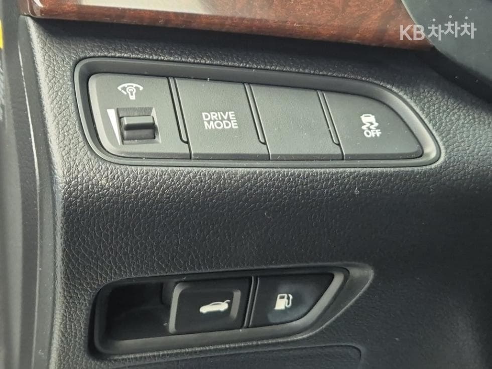 Хюндай Grandeur (Azera)HGHG240 Modern 컬렉션 - 17