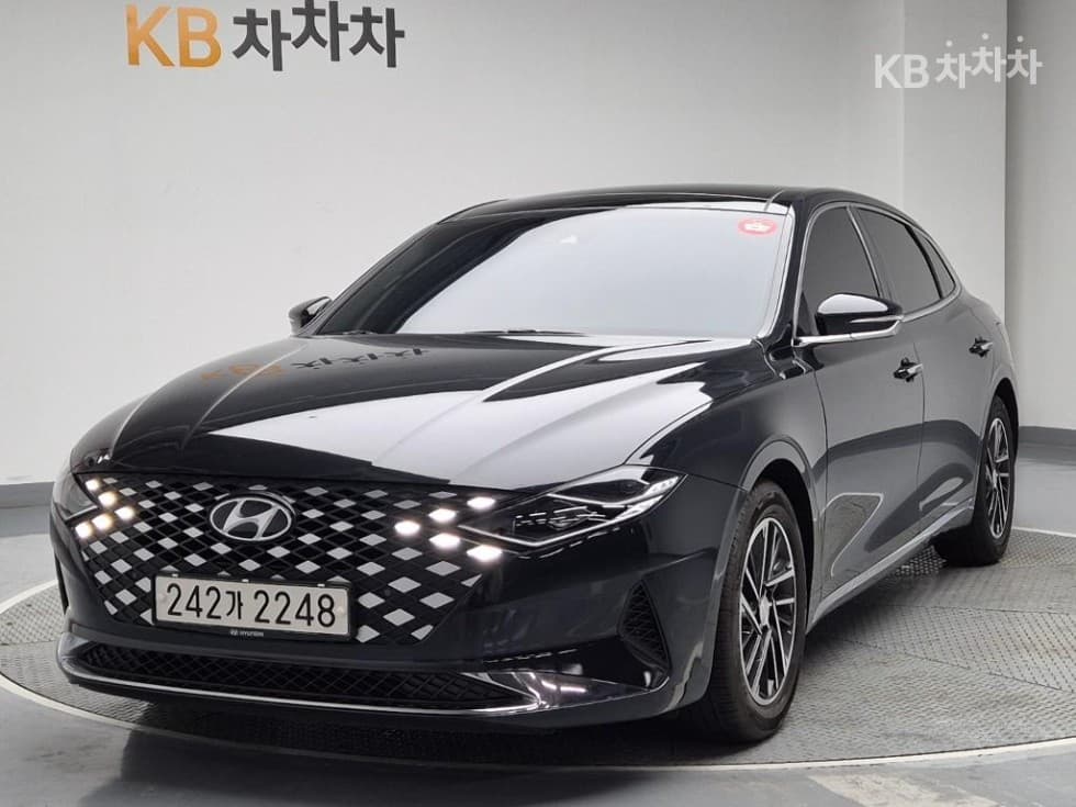 Хюндай The New (фейслифт) Grandeur (Azera) 2.5 Premium 초이스 - Image 1