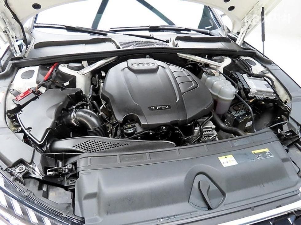 Ауди A4 (B9)40 TFSI Premium - 19
