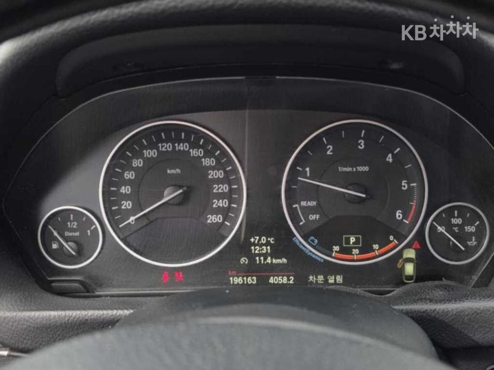 BMW Gran Turismo3 Series GT 320d F34 - 9
