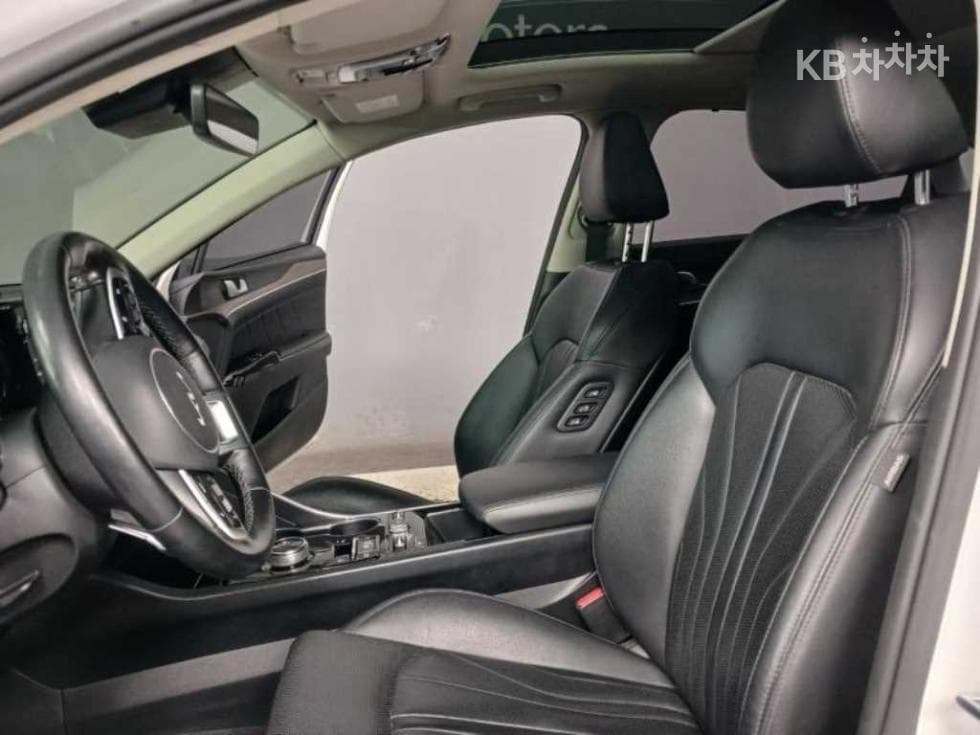 Kia K5 3rd Gen1.6 Gasoline Turbo Signature - 7