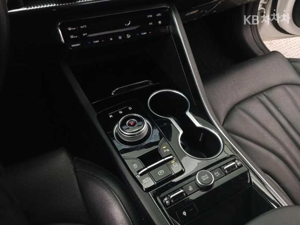 Kia K5 3rd Gen1.6 Gasoline Turbo Signature - 15