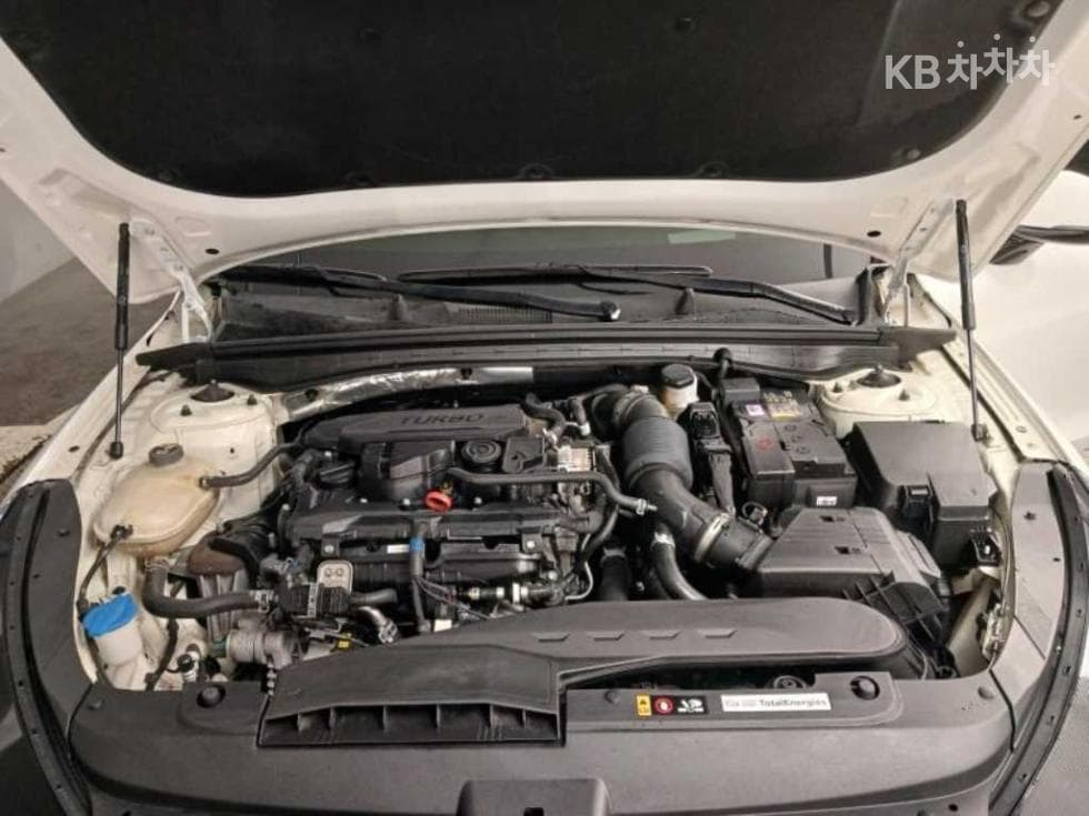 Kia K5 3rd Gen1.6 Gasoline Turbo Signature - 19