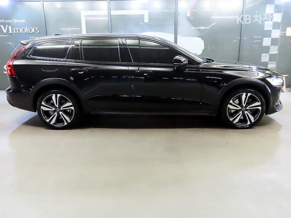 Volvo V60 CC(Second generation)T5 AWD Pro - 3
