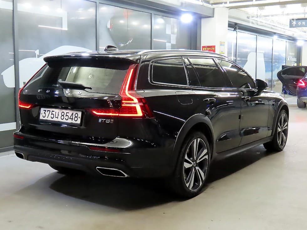 Volvo V60 CC(Second generation)T5 AWD Pro - 4