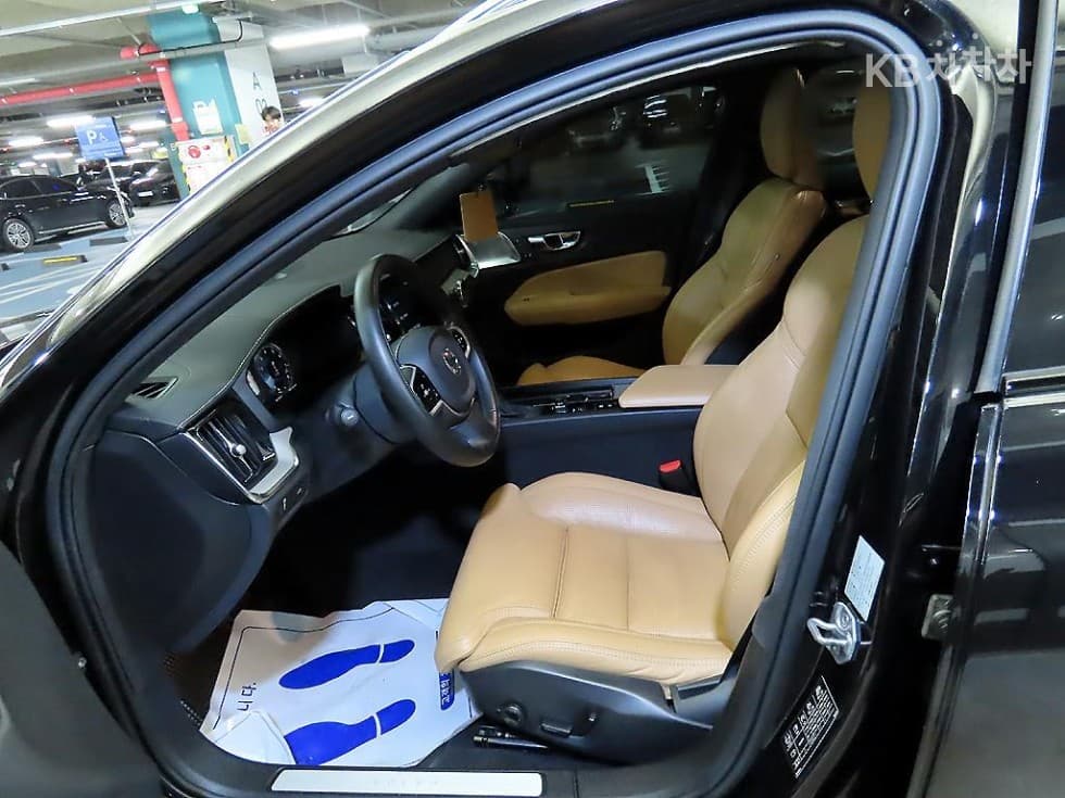 Volvo V60 CC(Second generation)T5 AWD Pro - 6