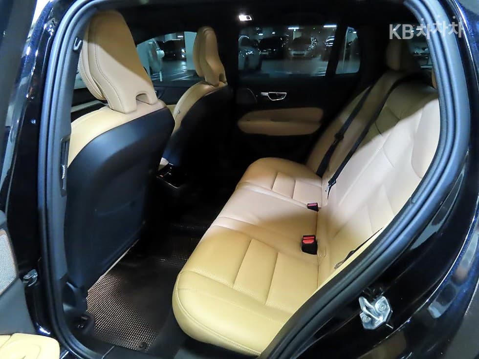 Volvo V60 CC(Second generation)T5 AWD Pro - 7