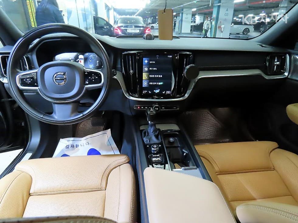 Volvo V60 CC(Second generation)T5 AWD Pro - 10