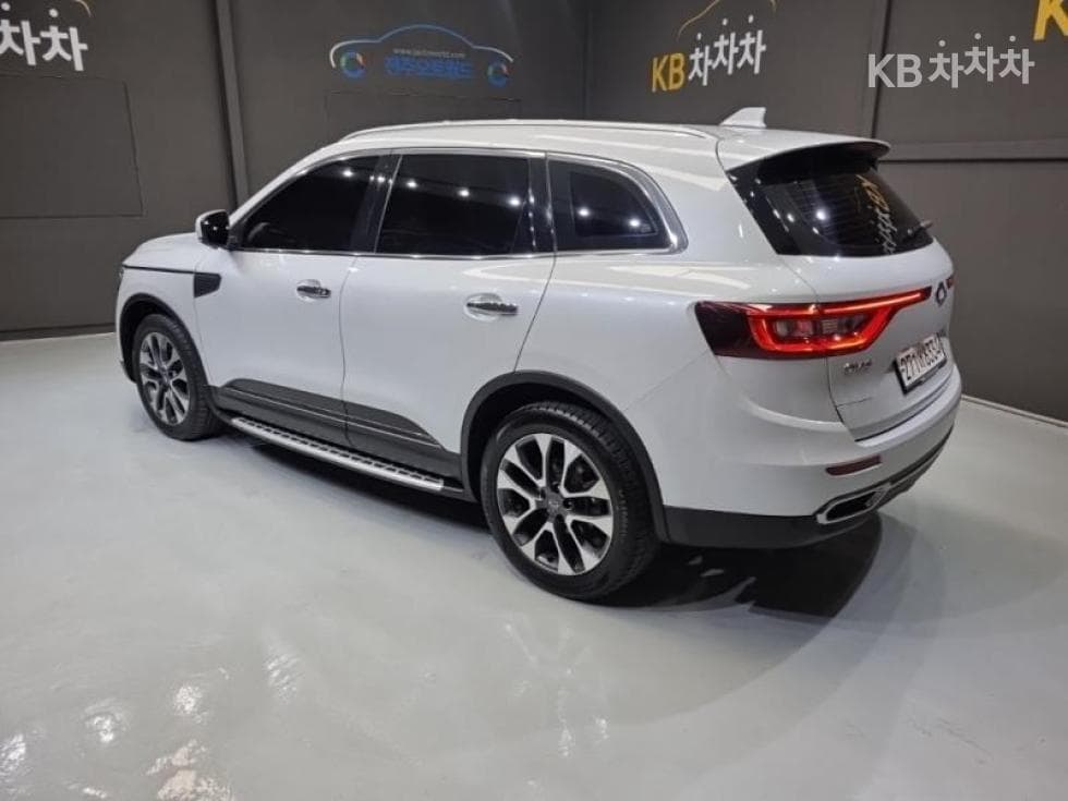 Рено Корея QM62.0 2WD RE Signature - 4