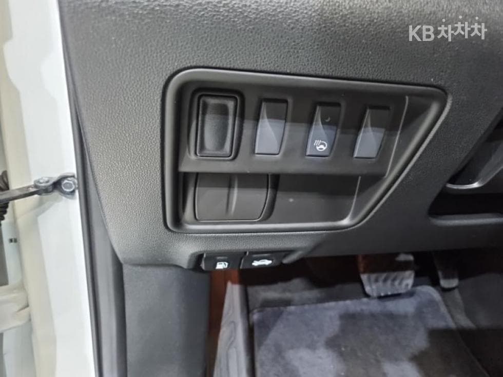 Рено Корея QM62.0 2WD RE Signature - 13