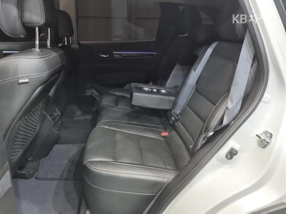 Рено Корея QM62.0 2WD RE Signature - 17